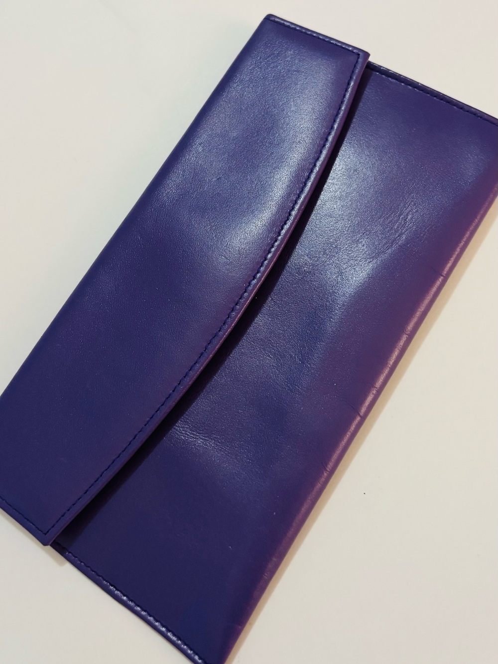 St. Thomas Purple Women's Leather Clutch Wallet
